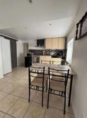 Dining - Alsatian Apartment—Pets Allowed (Willer-sur-Thur)