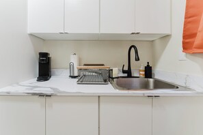 Private kitchen - Designer 2BR - Little Havana - 5 min to Brickell (Miami)