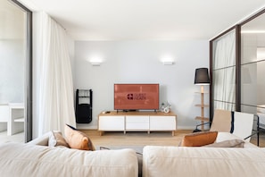 Room - GuestReady-Elegant Studio with Luxurious Amenities (Vila Nova de Gaia)