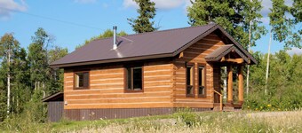 Wellspring Guesthouse - Farm stay in Fraser Lake, Canada