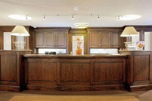 Lobby - Explore The Best Of Enschede — Museums, Trails, And Free Parking Nearby (Enschede)