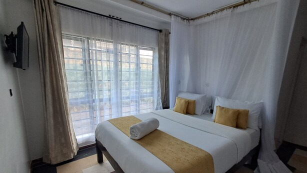Unclassified image, 1 of 15, button - Blubird Guest House (Kitale)