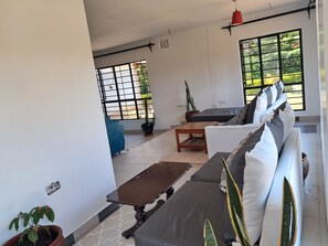 Unclassified image, 2 of 15, button - Blubird Guest House (Kitale)