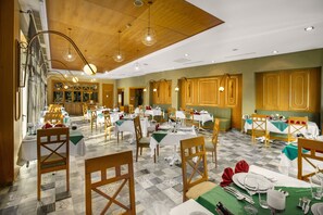 Nhà hàng
