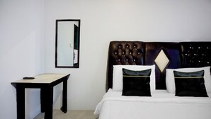 Ảnh chưa phân loại, 3 trong số 32 ảnh, nút