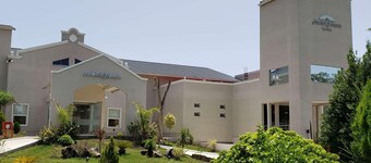 Howard Johnson By Wyndham La Plata