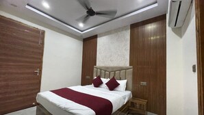 Ảnh chưa phân loại, 2 trong số 23 ảnh, nút