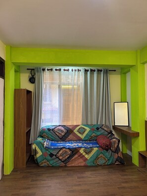 Unclassified image, 3 of 7, button - The nepali hive garena ghar (Thamel)