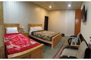 Unclassified image, 5 of 14, button - The Metropolitan Hotel (Ghizer)