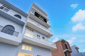 Ảnh chưa phân loại, 5 trong số 37 ảnh, nút