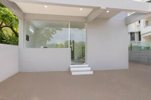 Unclassified image, 4 of 33, button - Hotel O BAMU University Road Aurangabad (Aurangabad)