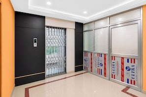Ảnh chưa phân loại, 3 trong số 31 ảnh, nút