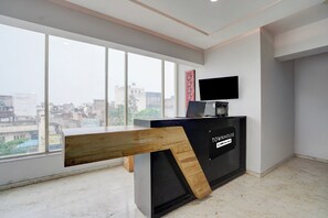 Ảnh chưa phân loại, 2 trong số 35 ảnh, nút