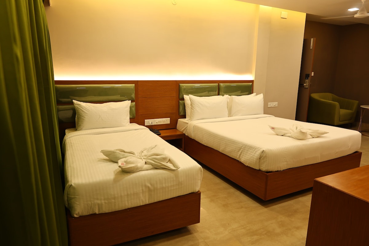 Standard Double Room, City View