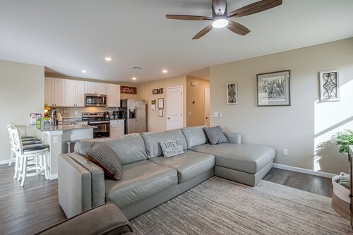 Wickenburg Golf Retreat w/ Covered Patio