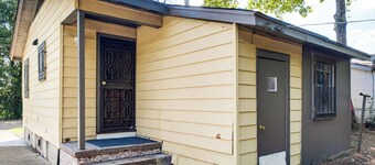 Near Dtwn Jackson: Home w/ Screened Porch