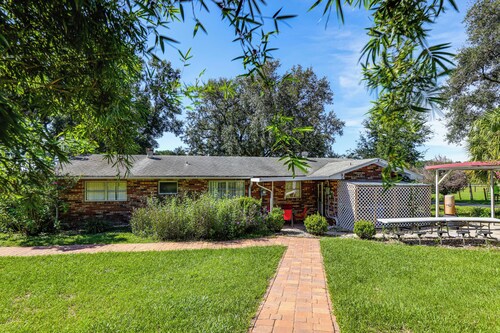 Lake-View Family Home, 6 Mi to Spanish Springs!
