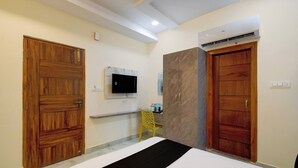 Unclassified image, 2 of 51, button - Hotel O Karmanghat Hanuman Temple (Hyderabad)
