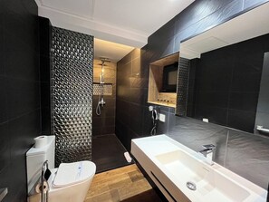 Unclassified image, 4 of 62, button - Villa Albero (Torremolinos)