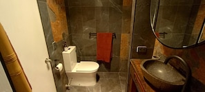 Unclassified image, 3 of 89, button - Windsurfer Resort (Gold Coast)