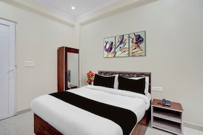 Ảnh chưa phân loại, 3 trong số 77 ảnh, nút