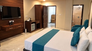 Luxury Suite, City View - Tanora hotels (Indore)