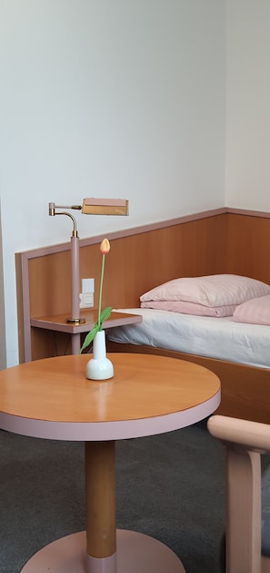 Unclassified image, 4 of 6, button - Brita Hotel (stuttgart Obertürkheim)