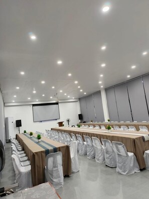 Ảnh chưa phân loại, 2 trong số 69 ảnh, nút