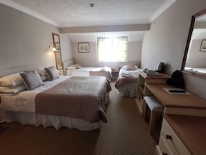 Unclassified image, 4 of 91, button - The River Haven Hotel (Rye)
