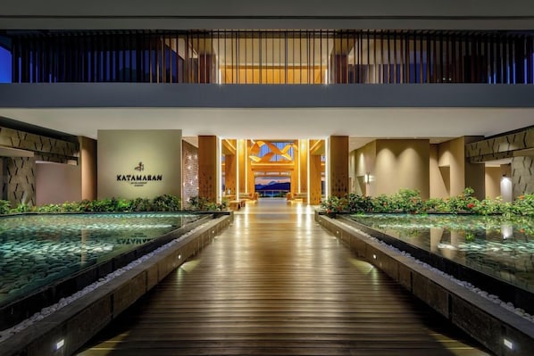 Unclassified image, 1 of 41, button - Katamaran Hotel and Resort Komodo (Labuan Bajo)