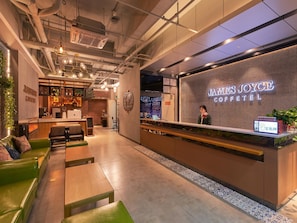 Unclassified image, 3 of 55, button - James Joyce Coffetel (Tongzhou)