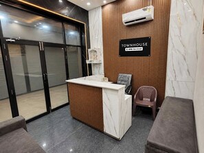 Ảnh chưa phân loại, 2 trong số 20 ảnh, nút