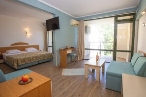 Unclassified image, 2 of 14, button - Amfibia beach hotel (Sunny Beach)