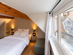 Unclassified image, 2 of 16, button - Le Sablon Stylish 2 Bedroom Hotel Room (Brussels)