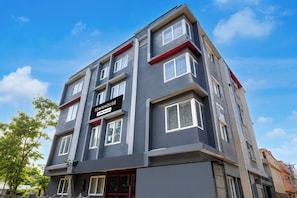 Unclassified image, 5 of 32, button - Super Townhouse Kadugodi Park Formerly (Bangalore)