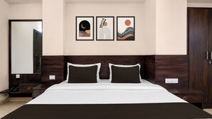 Unclassified image, 5 of 96, button - Townhouse NRI Road Jaipur (Jaipur)