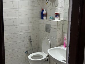 Unclassified image, 4 of 15, button - Cozy 1-bedroom Apartment in Zirakpur With City View (Dera Bassi)