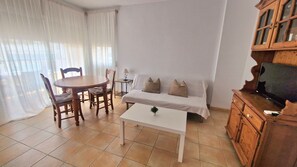 Unclassified image, 5 of 12, button - .1C Apartamentos Latin (Nerja)