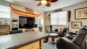 Unclassified image, 3 of 23, button - Steps to Atlantic Ocean & Dining! Couples Retreat (New Smyrna Beach)