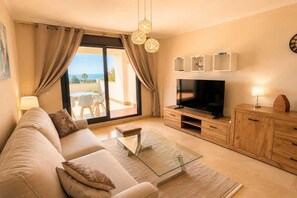 Unclassified image, 5 of 17, button - Apartment 'Hercesa 2' with Sea View, Wi-Fi and Air Conditioning (Casares)