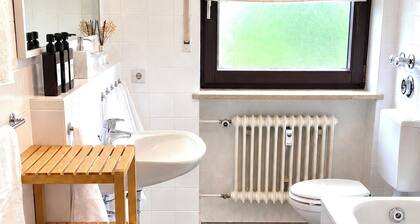 Spacious Apartment in Neufahrn near Freising – Perfect for up to 6 people!