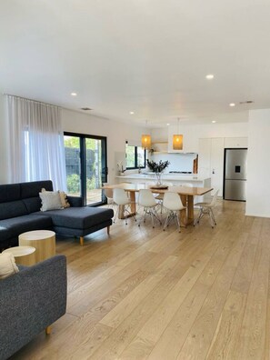 Unclassified image, 3 of 11, button - Coastal Calm Rosebud | Modern 3BR Near Beach (Rosebud)