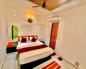 Unclassified image, 4 of 20, button - Hotel Sayan (Sayan)