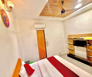 Unclassified image, 3 of 20, button - Hotel Sayan (Sayan)