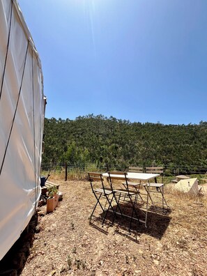 Unclassified image, 2 of 27, button - Secluded Algarve Yurt Retreat in a Peaceful Forest Valley (Portimão)