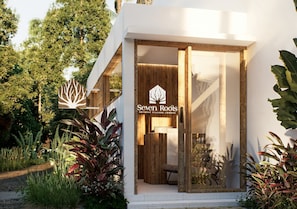Unclassified image, 2 of 10, button - Seven Roots Villa (Praya)