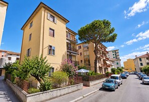 Óflokkuð mynd, 2 af 24, hnappur
