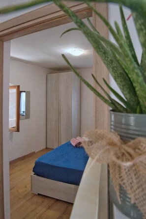 Unclassified image, 3 of 12, button - 'Nel Borghetto' Apartment with Shared Terrace, Balcony, and Wi-Fi (Ivrea)