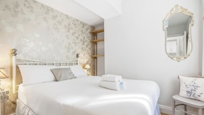 Unclassified image, 2 of 16, button - Vrbo Property (Dublin)