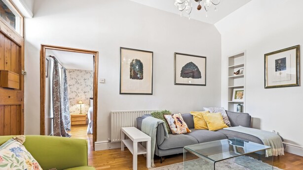 Unclassified image, 1 of 16, button - Vrbo Property (Dublin)